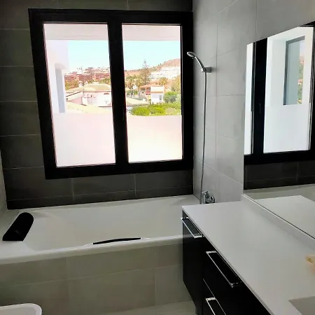Villaswimmingpoolmalaga Willa *